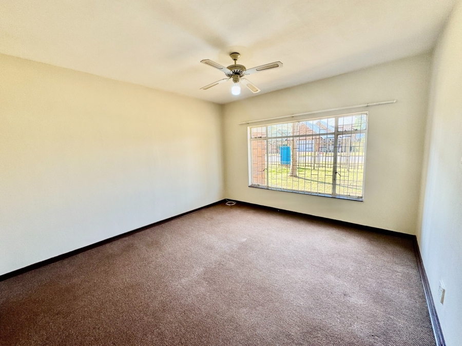 3 Bedroom Property for Sale in Baillie Park North West